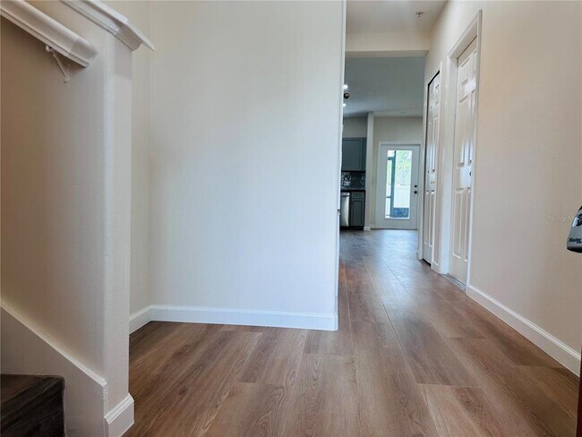 Building Photo - 2072 Cypress Bay Blvd