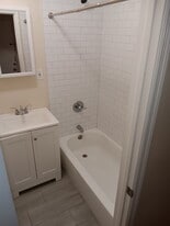 Building Photo - 449 Pavonia Ave