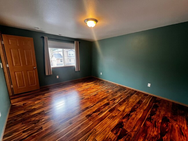 Building Photo - Application Pending - 3 Bedroom House For ...