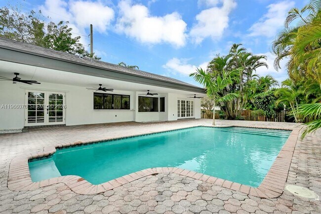 Building Photo - 8501 SW 178th St