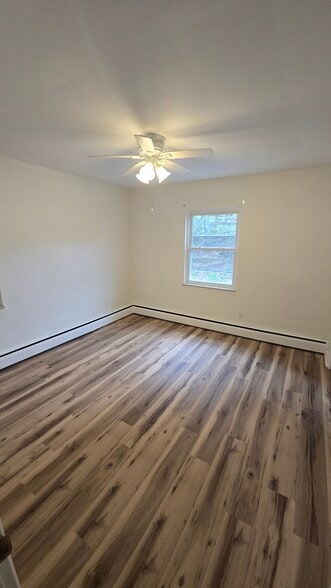 Building Photo - 515 2nd St