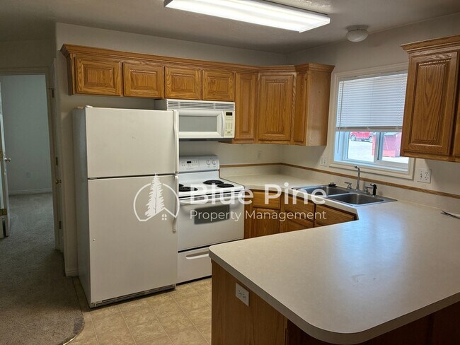 Building Photo - 3156 Chasewood Dr