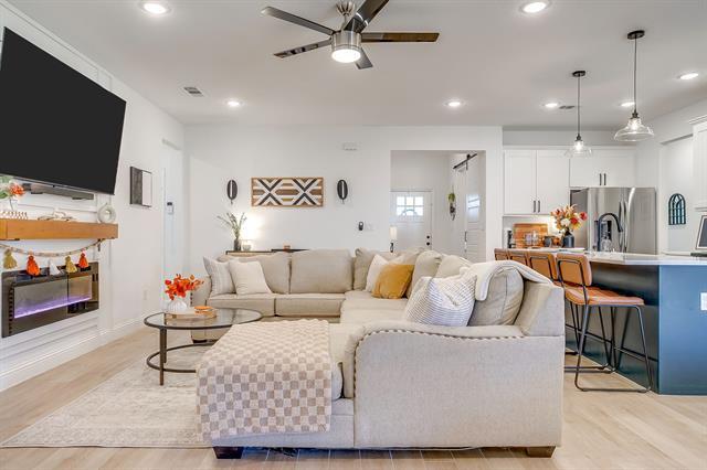 Building Photo - 2217 Forest Hill Ln