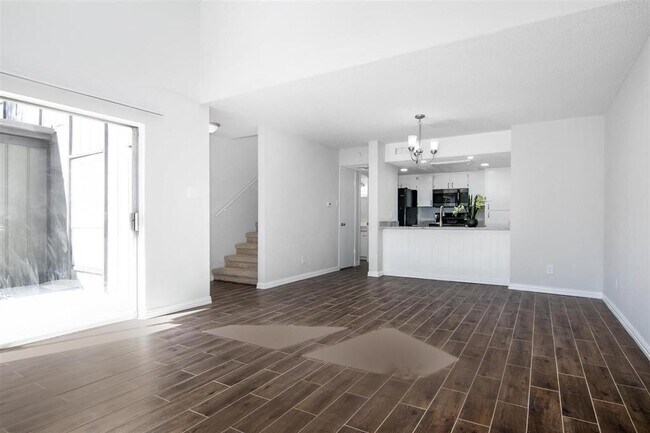 Building Photo - 4637 Country Creek Dr