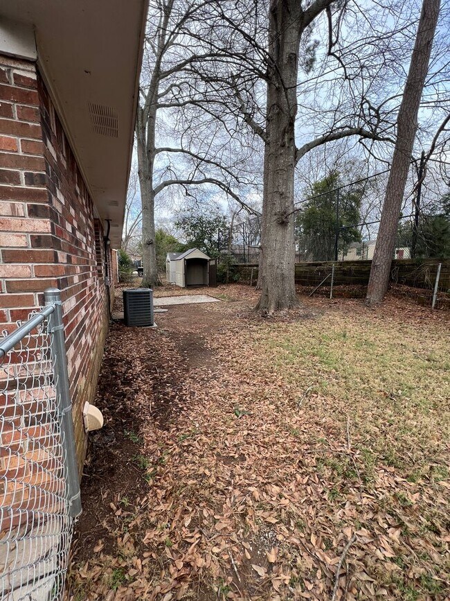 Building Photo - Location! Location! Location!