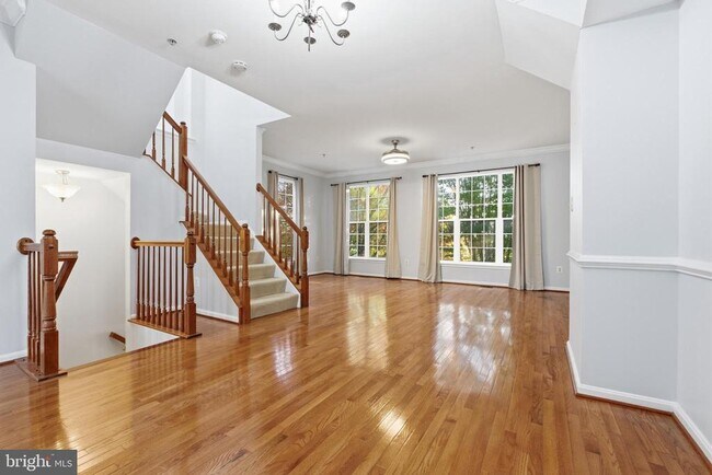 Building Photo - 11765 Skylark Rd