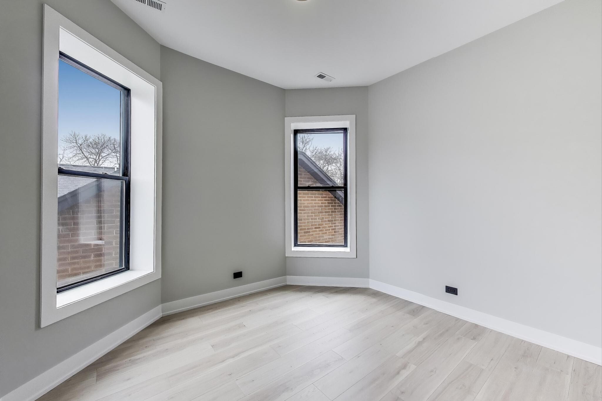 Building Photo - 1309 N Rockwell St