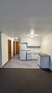 Building Photo - 1225 St Clair Avenue