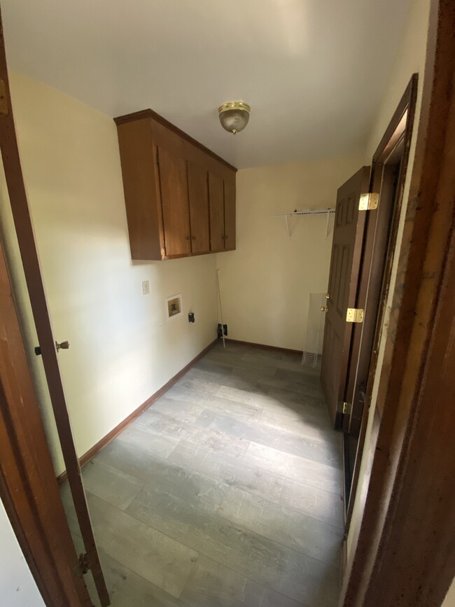 Laundry Room with Washer and Dryer Hookups - 114 Colonial Ct