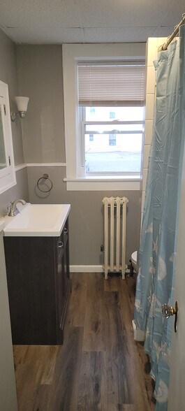 Building Photo - 15 N Jay St