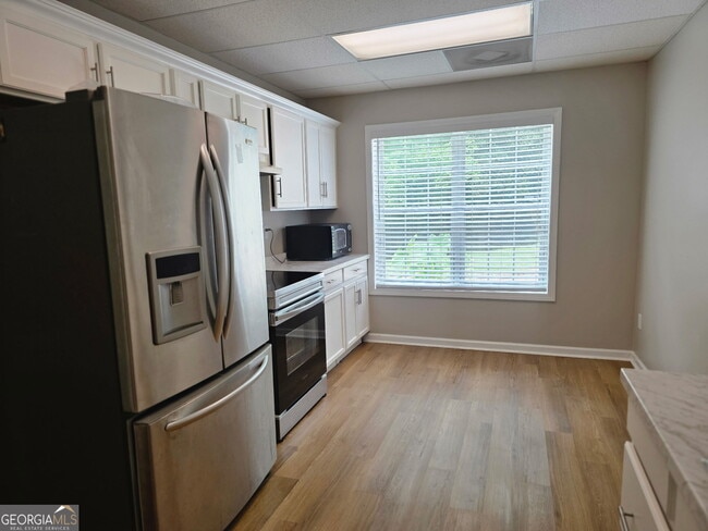 Building Photo - 2257 Roseberry Ln