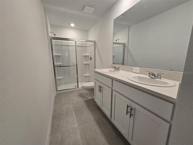 Building Photo - 13215 Forge Ave