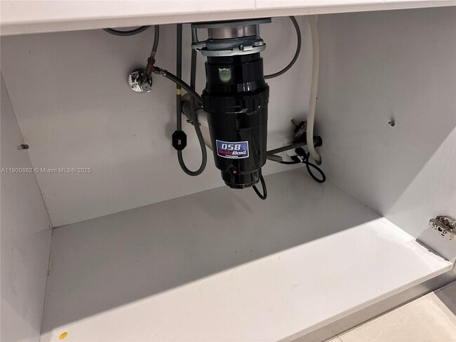 Building Photo - 1790 S Treasure Dr