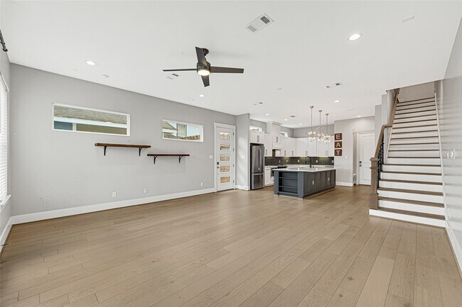 Building Photo - 4506 Hardy St