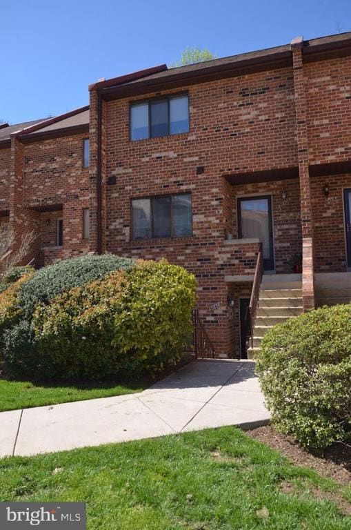 Building Photo - 3840 Steppes Ct