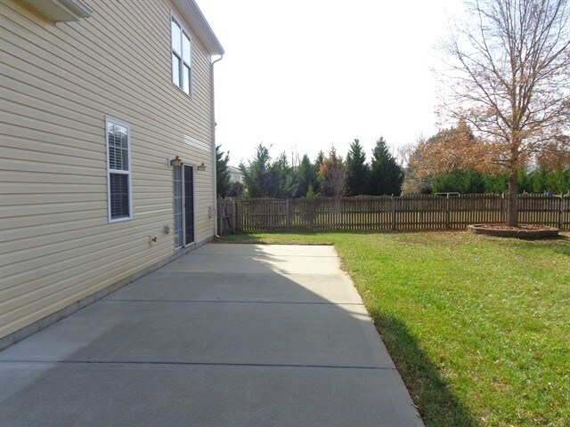 Building Photo - 4504 Sandtyn Dr