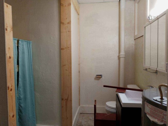 Bathroom view 1 - 104 W Front Ave