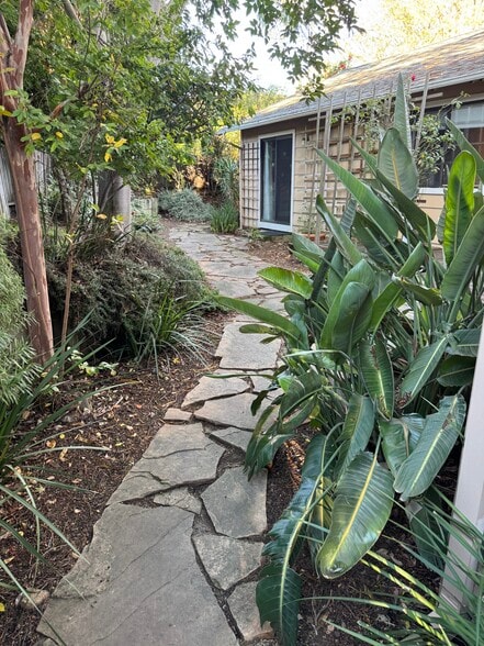 Building Photo - 764 N Regatta Dr