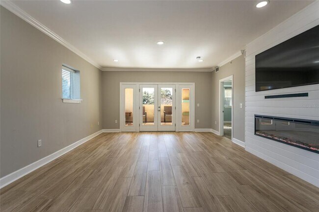 Building Photo - 300 Bella Harbor Ct