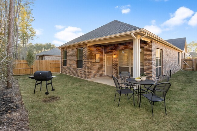 Building Photo - 119 Lukewood Cir