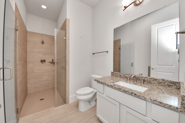 Building Photo - 2606 Madeline Grove Dr