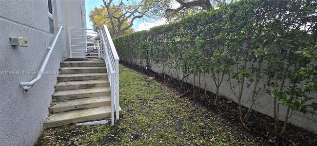 Building Photo - 2535 NE 193rd St