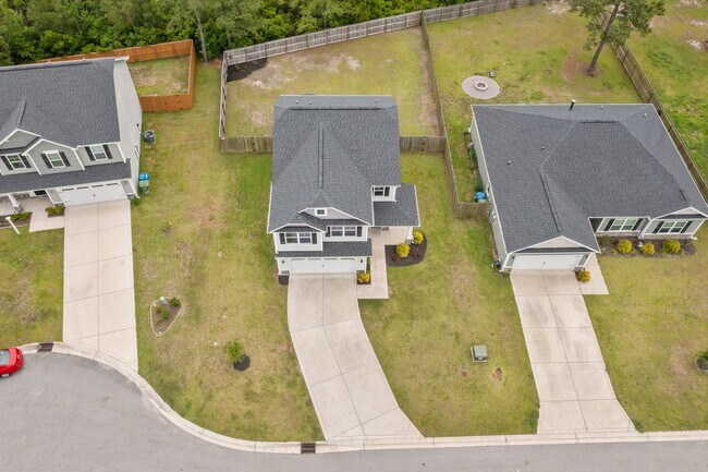 Building Photo - 220 Salty Dog Ln