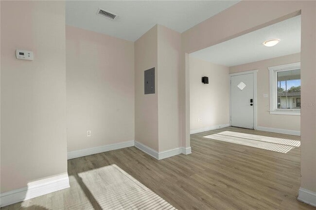 Building Photo - 2717 W Palmetto St