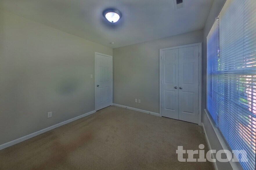 Building Photo - 6635 Autumn Gate Ln
