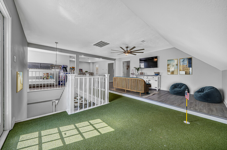 Building Photo - 5110 Pleasure Lake Dr