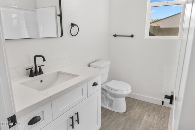 Building Photo - 3430 W Colusa Dr