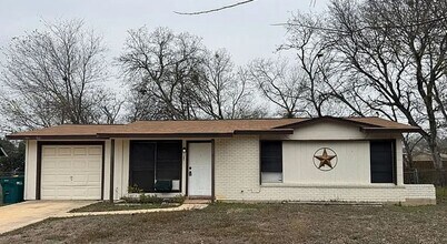 Building Photo - 245 Northview Dr