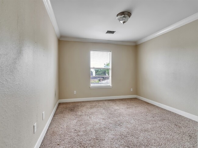 Building Photo - 1803 Ripple Creek Dr