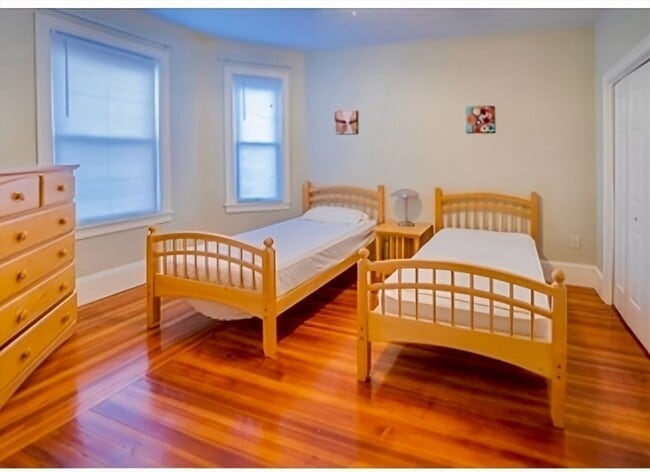 Building Photo - 25 Ralph Piteri Terrace