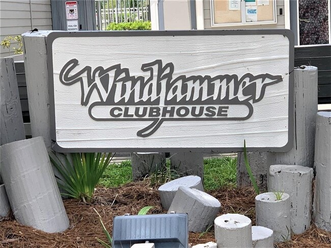 Building Photo - 1400 Gandy Blvd N