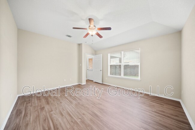 Building Photo - 3113 Muntjac