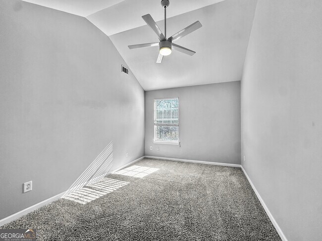 Building Photo - 432 Orchid Ln