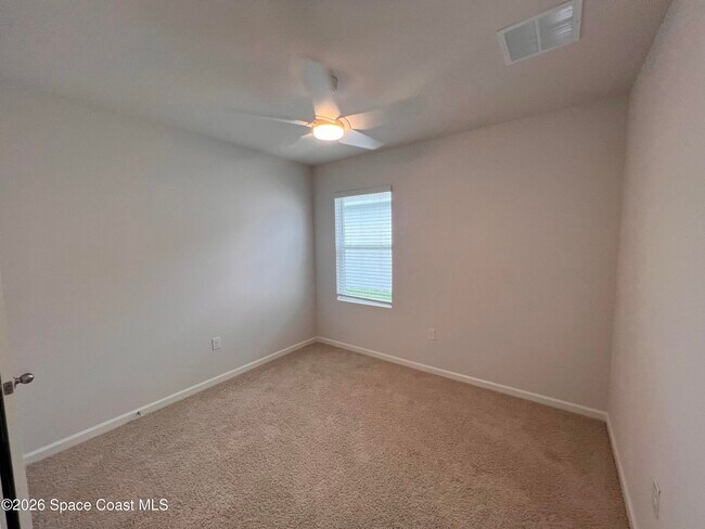 Building Photo - 1394 Garabaldi Cir SE