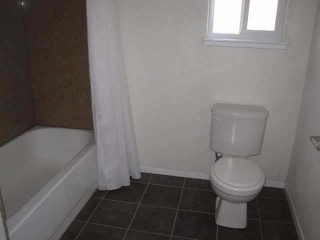 Building Photo - Apartment For Rent in Merced