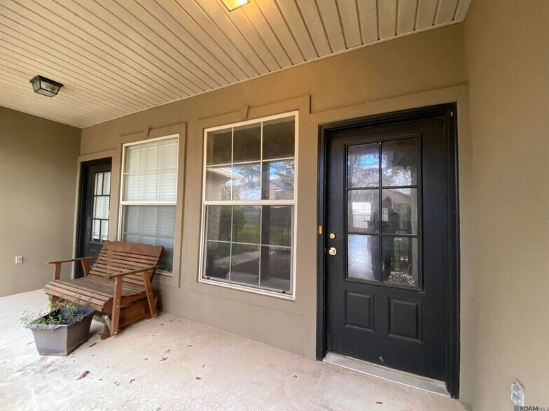 Building Photo - 4848 Windsor Village Dr