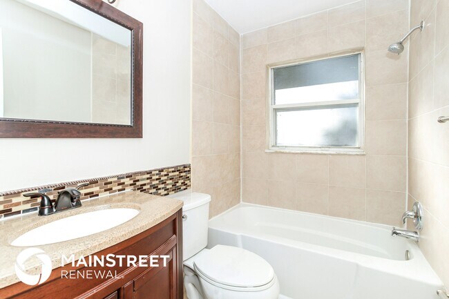 Building Photo - 2408 Denn John Ln