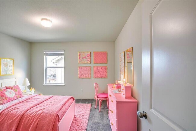 Building Photo - 253 Beechnut Dr