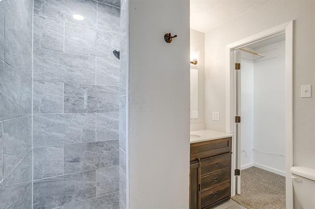 Building Photo - 101 Chestnut St