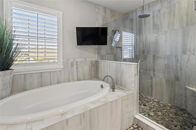 Building Photo - 4580 Shoreleaf Lp