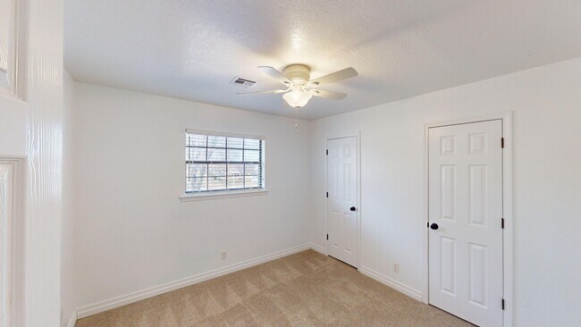 Building Photo - 3316 Eagle Ct