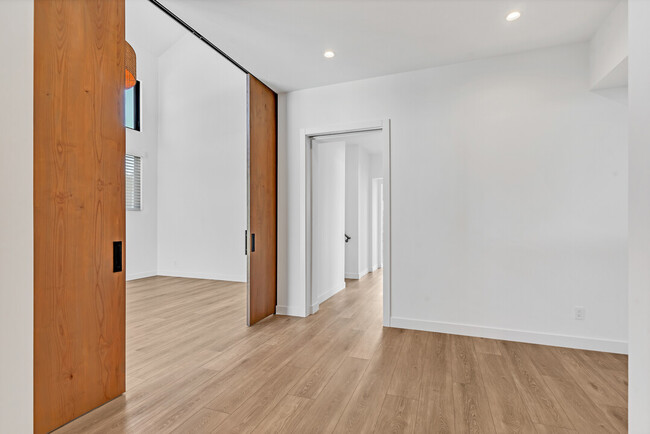 Building Photo - 14692 Ranch Trail Dr