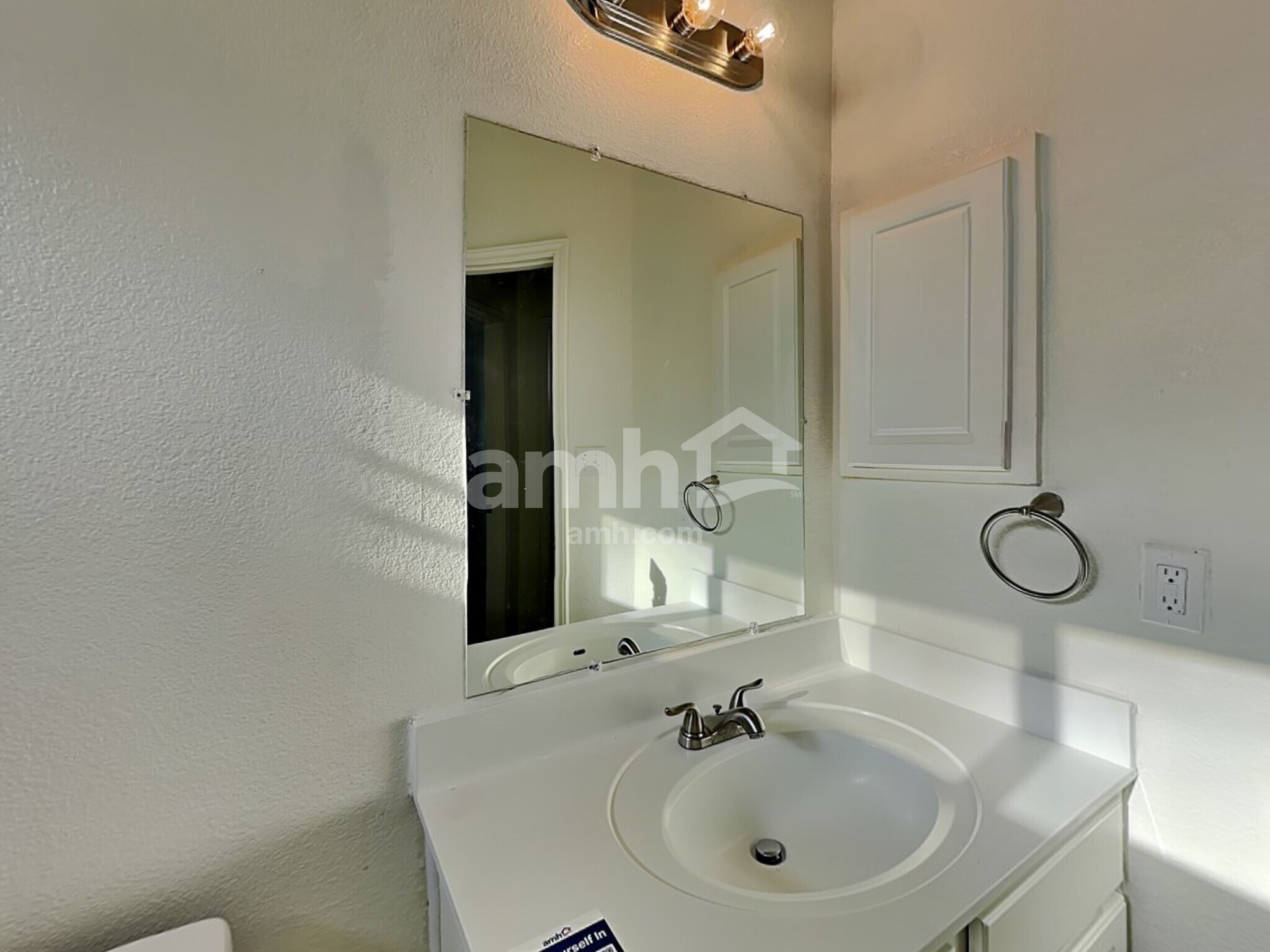 Building Photo - 1223 Cresswell Cove