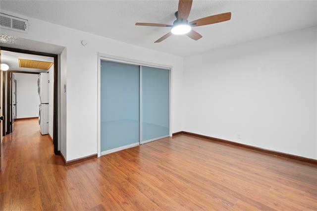 Building Photo - 5218 Fleetwood Oaks Ave