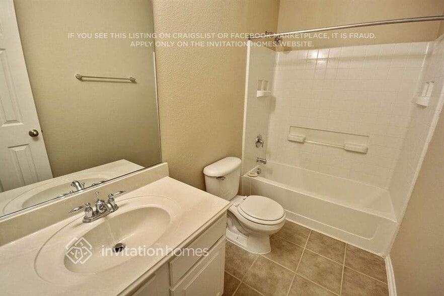 Building Photo - 12316 Coral Dr