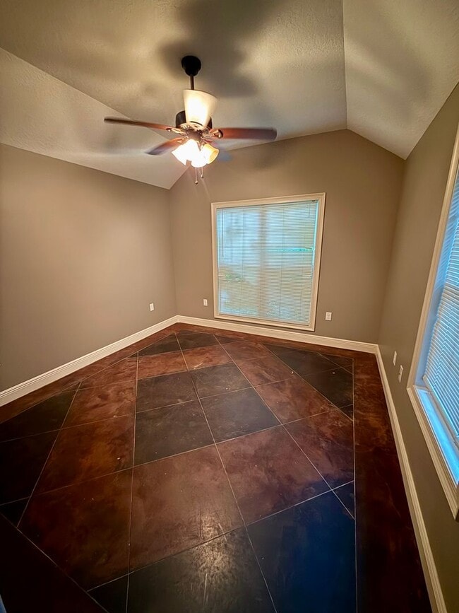 Building Photo - 3220 Horseshoe Trail